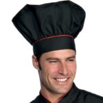 cappello-nero-profilo-rosso-isacco-075207